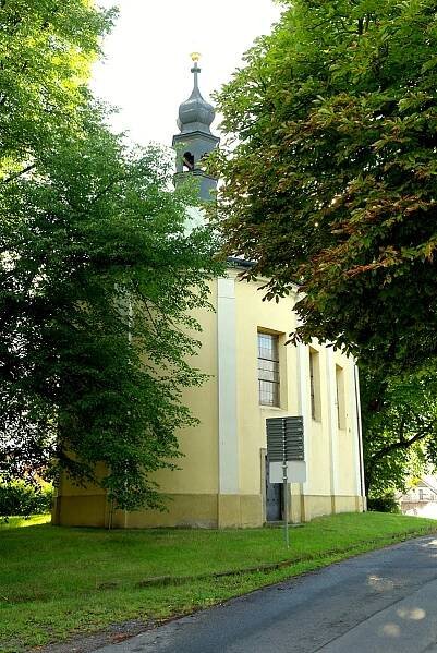 Soubor:Kostel sv. Vojtěcha, Vojtěšská ul., Neratovice, okr. Mělník, Středočeský kraj 03.JPG – Wikipedie