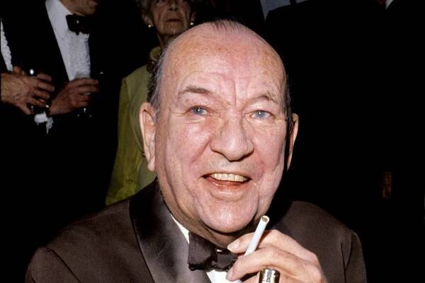 Rupert Everett and Alan Cumming to voice Noel Coward documentary