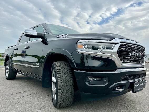 Dodge RAM 1500 Crew Cab 5.7 litr V8 HEMI 4x4 - LIMITED | JP WEST Luxury cars - dovoz luxusních vozů