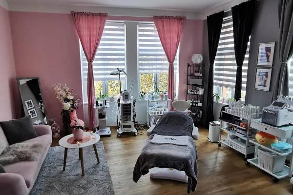SALON KRÁSY DANA SOUCHOVÁ foto 1