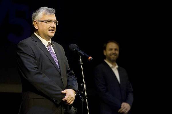 Ve znamení udělování cen Slovácký Oskar a Největší z Pierotů za rok 2019 se nesl sobotní večer ve Slováckém divadle v Uherském Hradišti. Uherskohradišťský místostarosta Jaroslav Zatloukal.