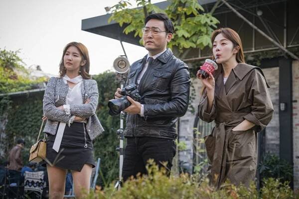 Ji-hyun Son, Joon-hyeok Lee, Bo-ra Hwang - Eojjeoda kyeolhun - Z filmu
