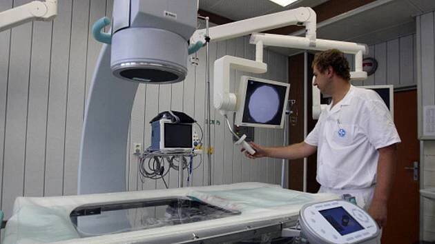 Diskuse: Přístroj drtí bezbolestně kameny v močovodech
