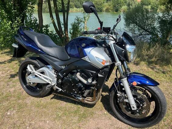 Suzuki GSR 600 (2009), 115.000 Kč