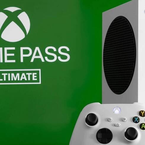 Xbox is getting a smart TV app and streaming stick for cloud gaming