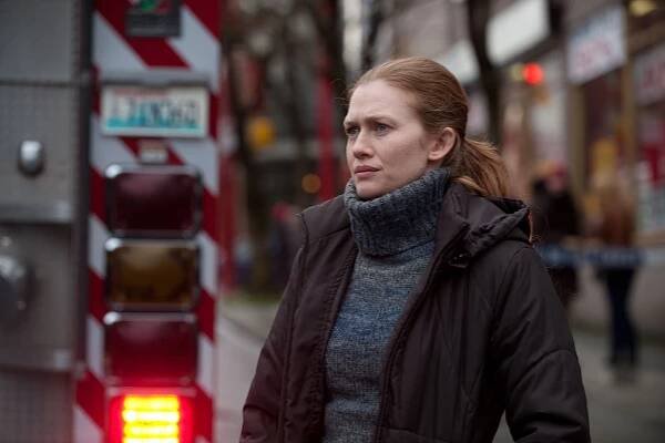 Zločin - Paralyzovaný - Z filmu - Mireille Enos