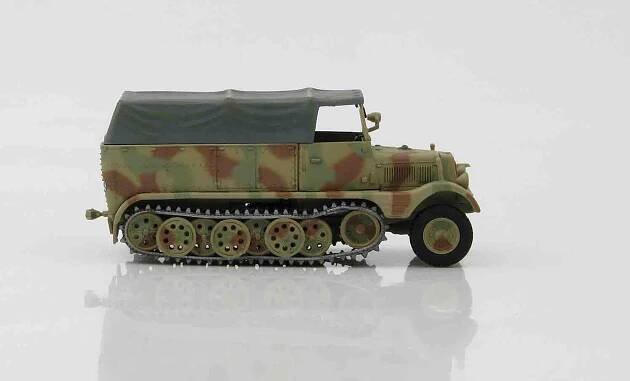 Hobby Master - Sd.Kfz.11 German 3 ton Half Track , Werfer Brigade 5 Wehrmacht , Italy 1944 - Image 2