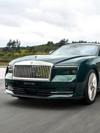 Rolls-Royce goes bolder with the Black Badge Spectre EV
