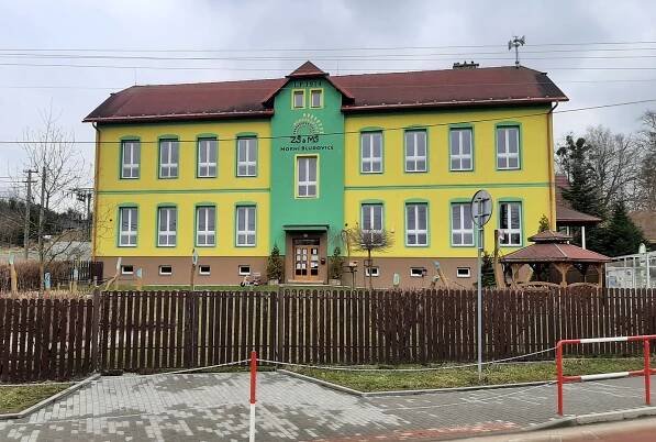 V Horních Bludovicích se staví ve velkém. Jenže, spousty věcí tu pak lidem chybí