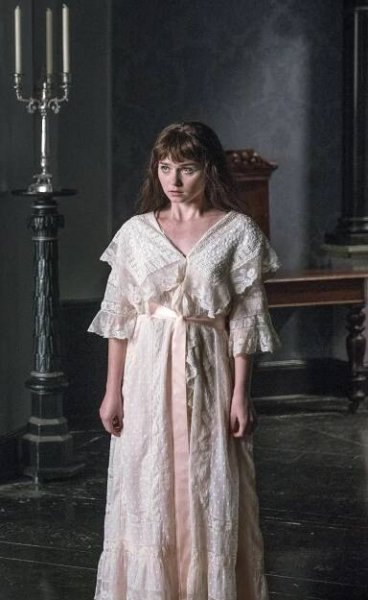 Penny Dreadful - Dravci vzdálení i blízcí - Z filmu - Jessica Barden