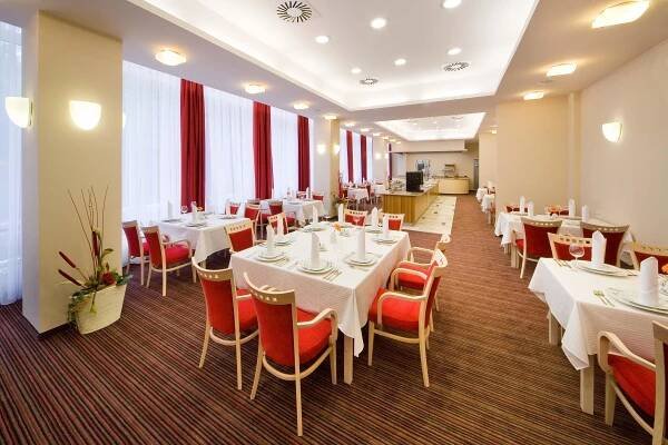 Hotel Sanssouci 4*