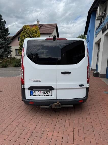 FORD TRANSIT CUSTOM - 8 míst - Autoservis Vondra