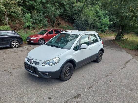 Suzuki SX4 1.6 VVT, 4×4...