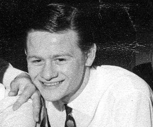 Alex Higgins Biography - Facts, Childhood, Family Life & Achievements