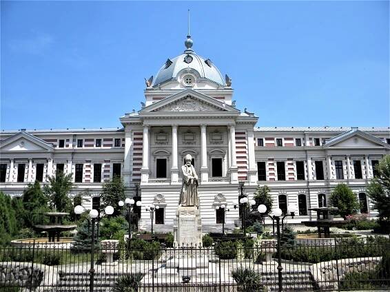 File:Bucuresti, Romania. SPITALUL COLTEA (B-II-m-A-18220.02).jpg