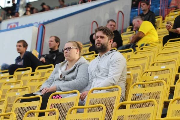 Byli jste také na fotbale překvapení z vysoké výhry Teplic? Najděte se!