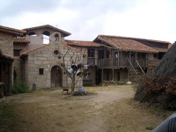 Museo Rural Etnográfico «José Blanco» - Huertas de Ánimas