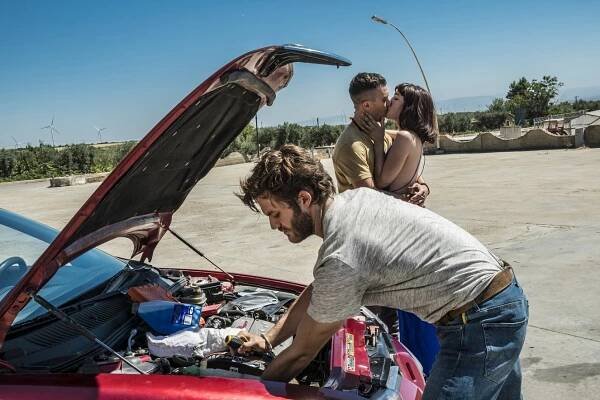 Una vita spericolata - Z filmu - Lorenzo Richelmy, Eugenio Franceschini, Matilda De Angelis