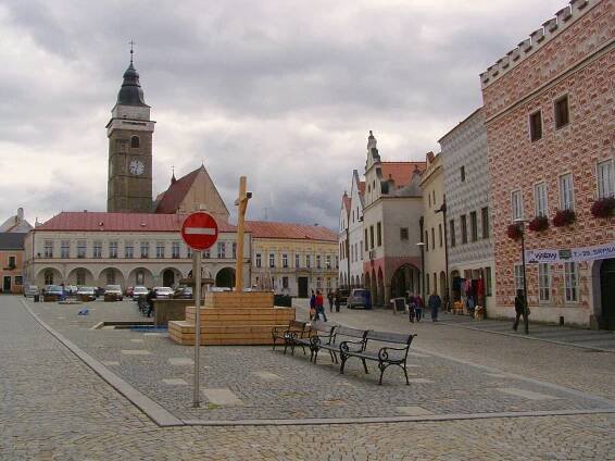 Soubor:Slavonice, náměstí Míru, JV 01.jpg – Wikipedie
