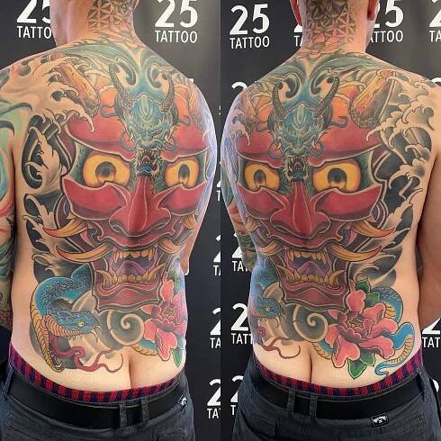 Tetování maska Hannya, zvíře had na záda