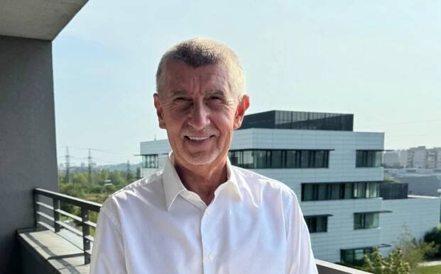 Předvolební sekaná se špenátem politá pudinkem. Lžíce k tomu. Komentář Štěpána Chába | Krajské listy.cz