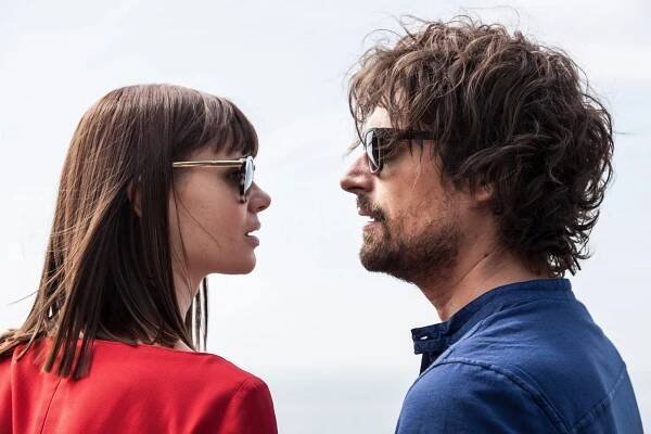The Space Between - Z filmu - Maeve Dermody, Flavio Parenti