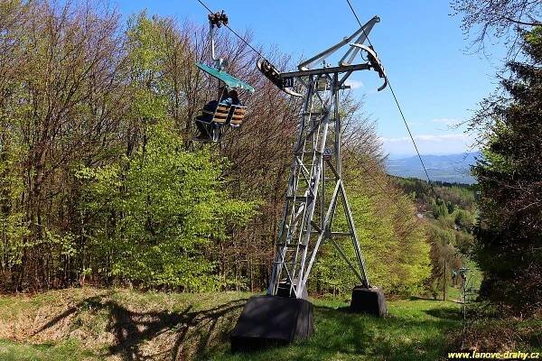 Sedačková lanovka Krupka - Komáří Vížka