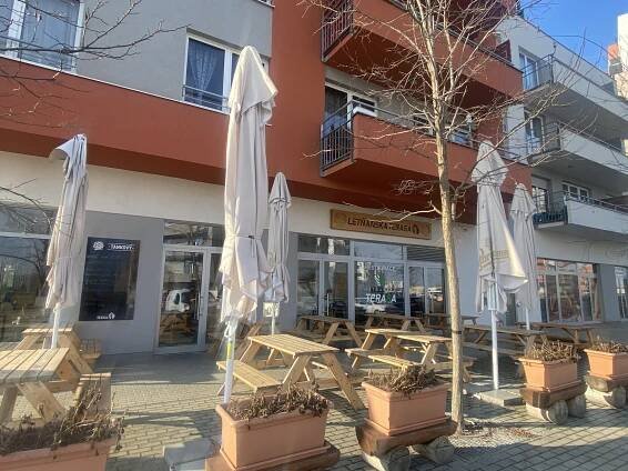 Restaurace Letňanská Terasa - Mami kam?