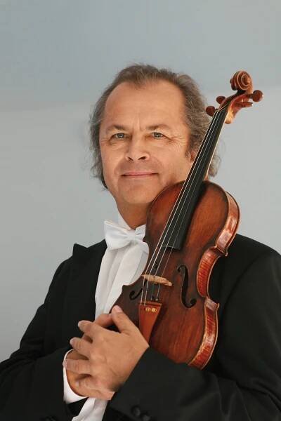 Václav Hudeček oslaví své narozeniny s Plzeňskou filharmonií