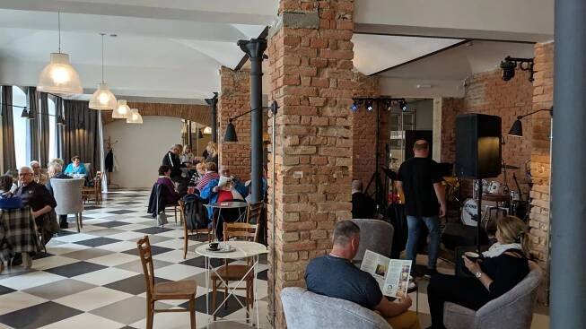 LOVO Café – StavbaWeb