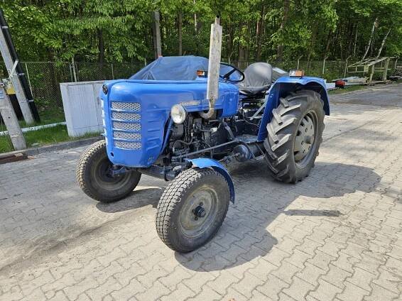 Traktor Zetor 3011: obrázek 1