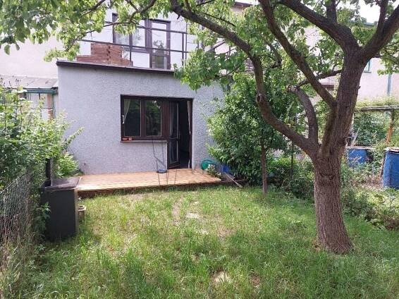 Pronájem RD, 100 m2 - Pod vlastním krovem, Praha | Expert Reality