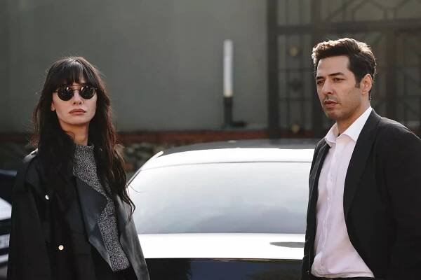 Bir Derdim Var - Episode 3 - Z filmu - Birce Akalay, Mert Fırat