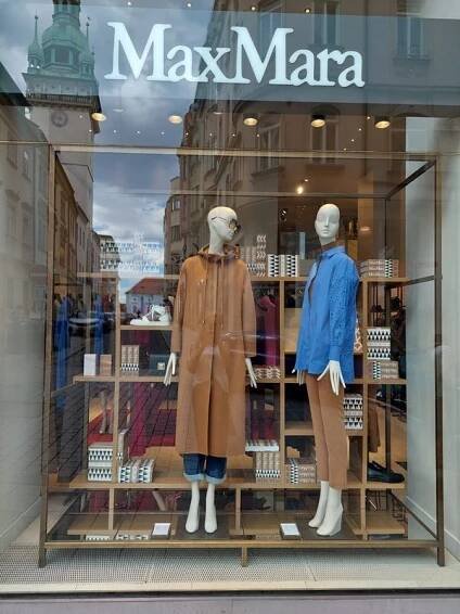 MaxMara foto 2