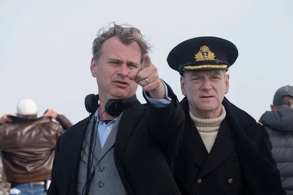 Christopher Nolan chtěl natočit novou bondovku. Producenti s ním ale vyběhli
