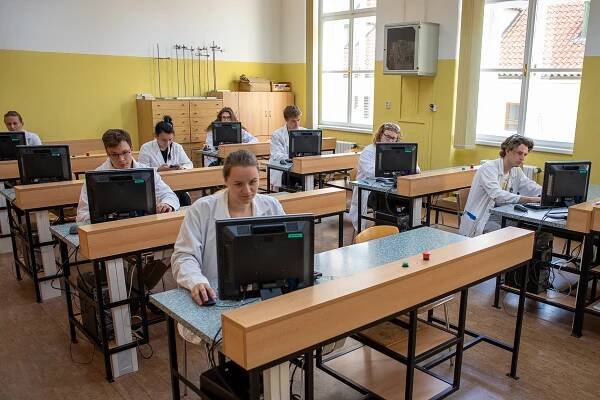 Masarykova střední škola chemická | Per aspera ad astra