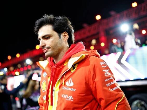 Carlos Sainz loses patience with Ferrari at F1 Las Vegas GP: ‘Wake up guys!’