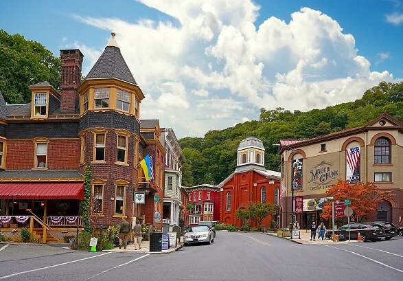 The 7 Can't-Miss Towns In Pennsylvania