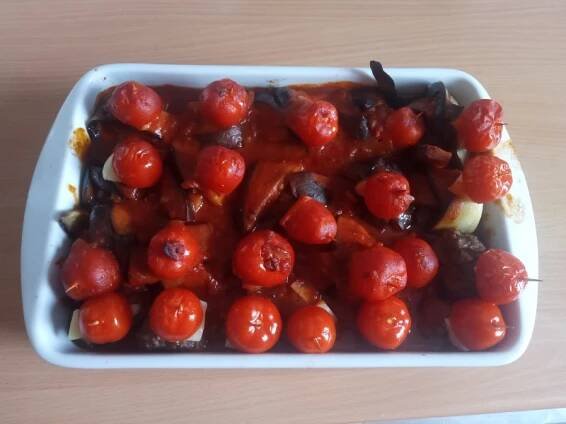 Patlican islim kebabı – Kebap v lilku – Turecko
