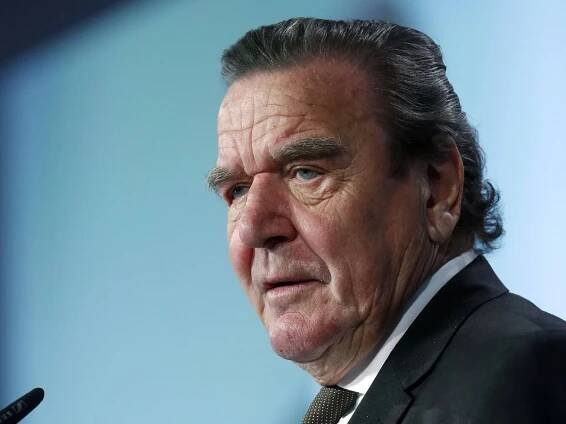 Gerhard Schröder: Sanktionen wegen Putin-Unterstützung?