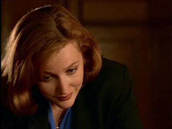 » Scullyová je v epizodě Clyde Bruckman’s… opravdu sexy Kult X | největší český fanweb o seriálu Akta X (The X-Files) 