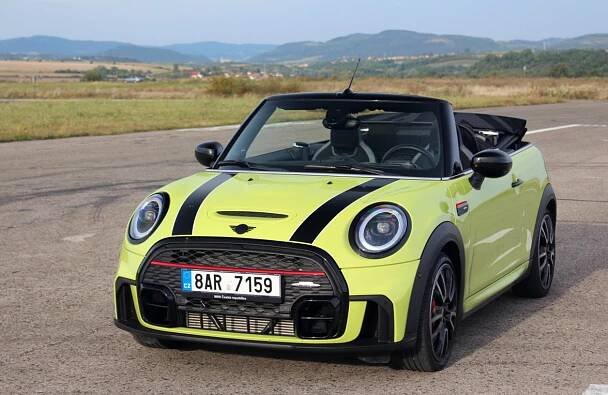 Test Mini JCW Cabrio: Top zábava | Autojournal.cz