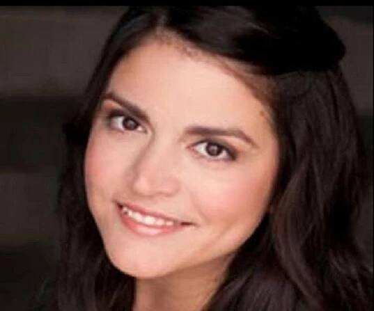 Cecily Strong Biography - Facts, Childhood, Family Life & Achievements