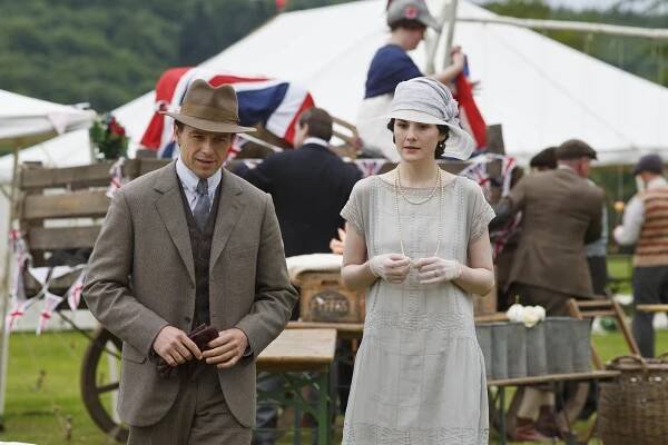 Panství Downton - Epizoda 8 - Z filmu - Julian Ovenden, Michelle Dockery