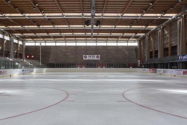 Rekonstrukce a zastřešení zimního stadionu | Objekty | Litomyšlský architektonický manuál