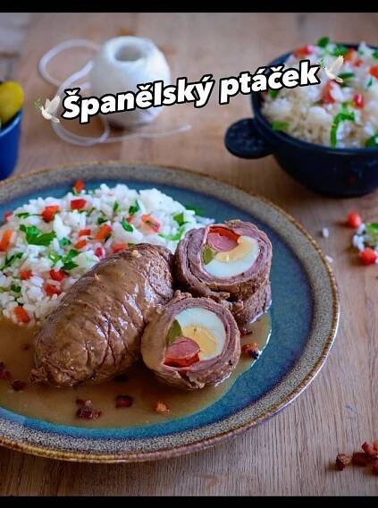 a plate with some food on it and the words spanelsky patek above it