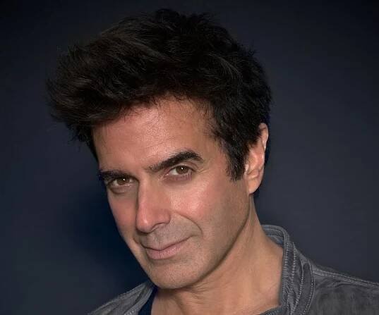 David Copperfield Biography - Facts, Childhood, Family Life & Achievements