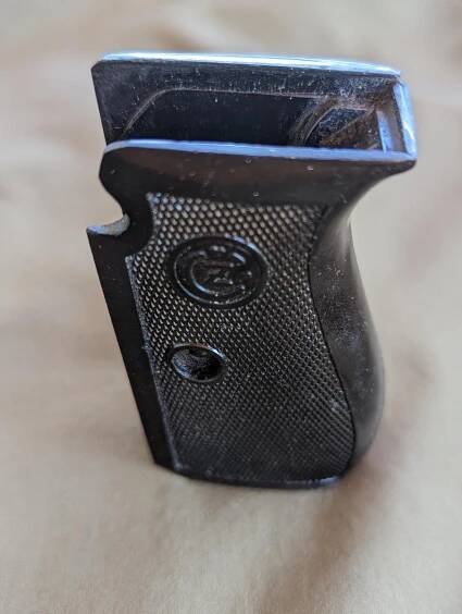 Střenka pro pistole vz 24 a 27 TEXTOPLAST