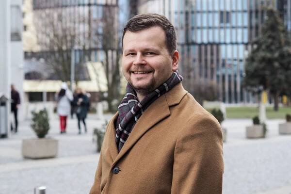 Pojem občanská žurnalistika upřímně nesnáším, říká Filip Rožánek