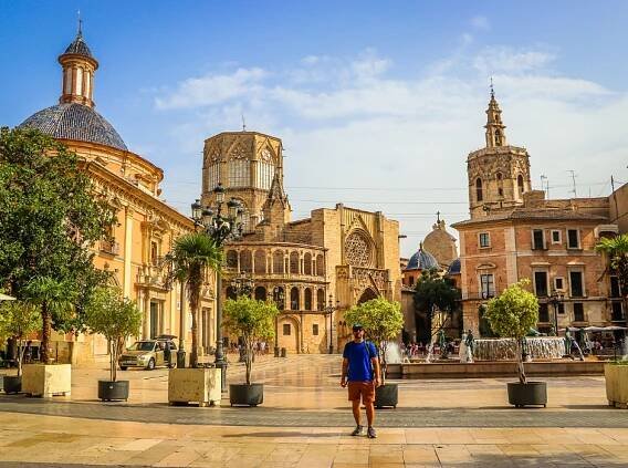Valencia, Spain: A Complete Travel Guide